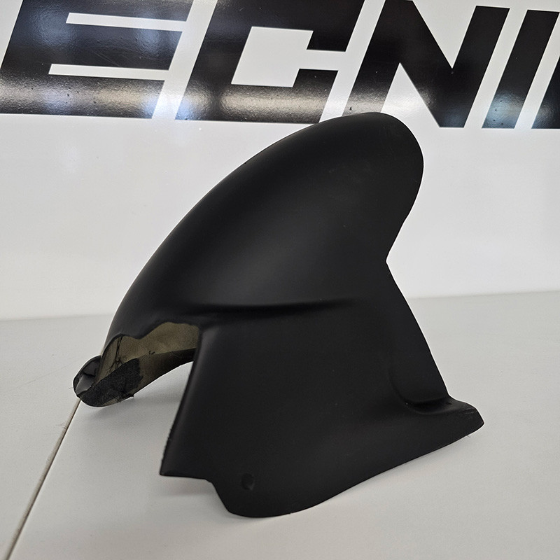 Garde-boue arrière pour bras oscillant caissonné MiniGP VMC – Noir