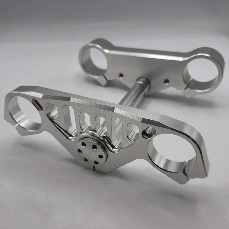 Tés de fourche en CNC pour MiniGP allégés