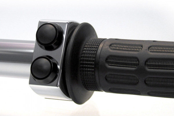 MOTOGADGET mo.switch, 2 Bouton poussoir diam. 22mm, Logement poli, Bouton poussoir noir. Expédié sous 3 jours en moyenne.